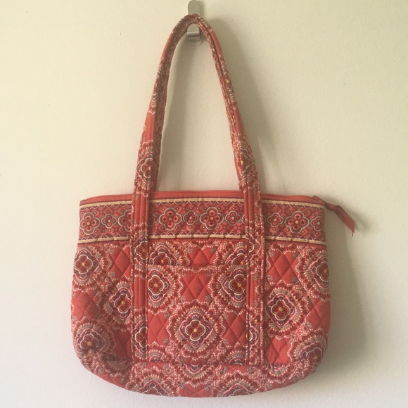 Vera Bradley Handbags - *Like New* Vera Bradley Purse